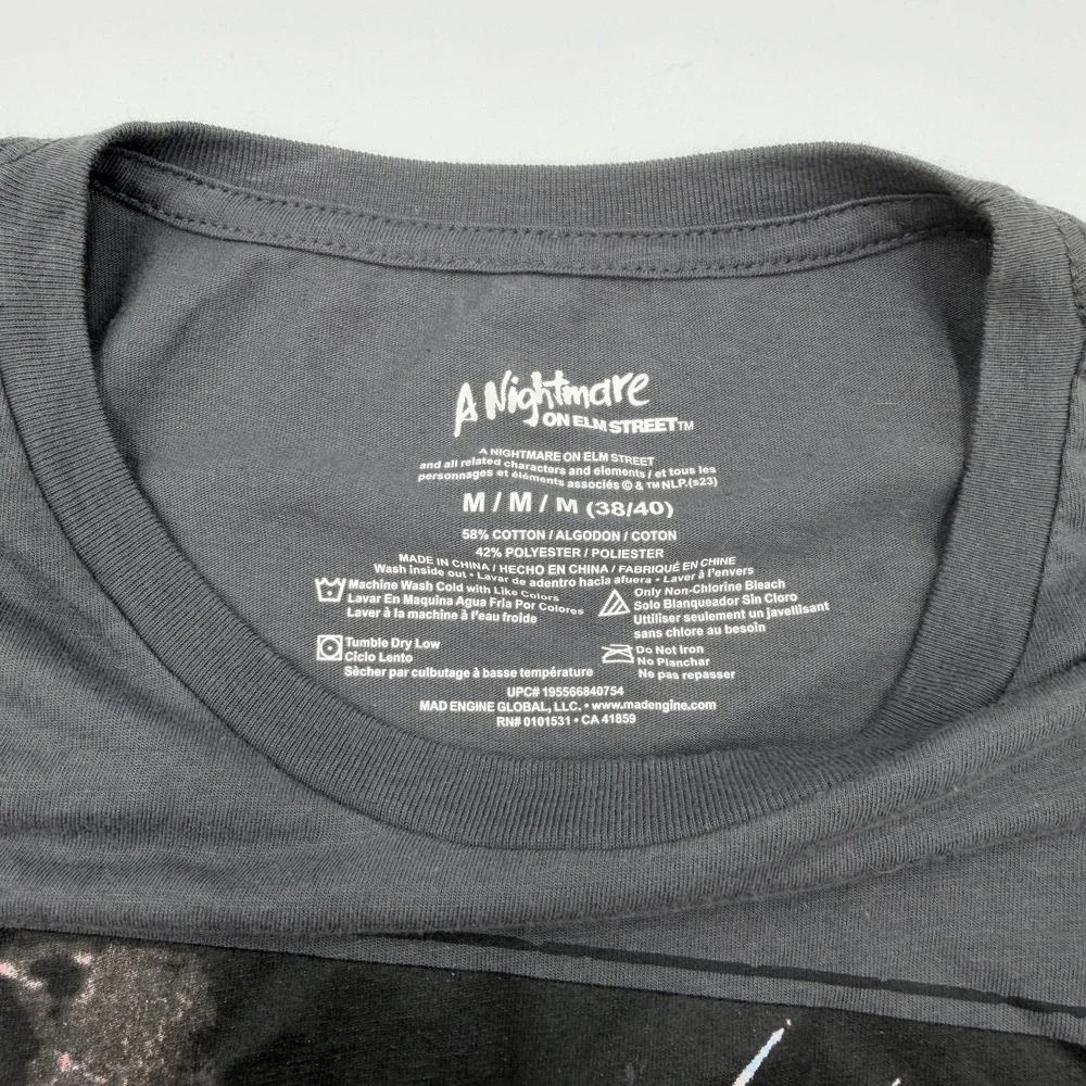 Mad Engine Nightmare on Elm Street Freddy Krueger Graphic Tee Gray Mens Medium